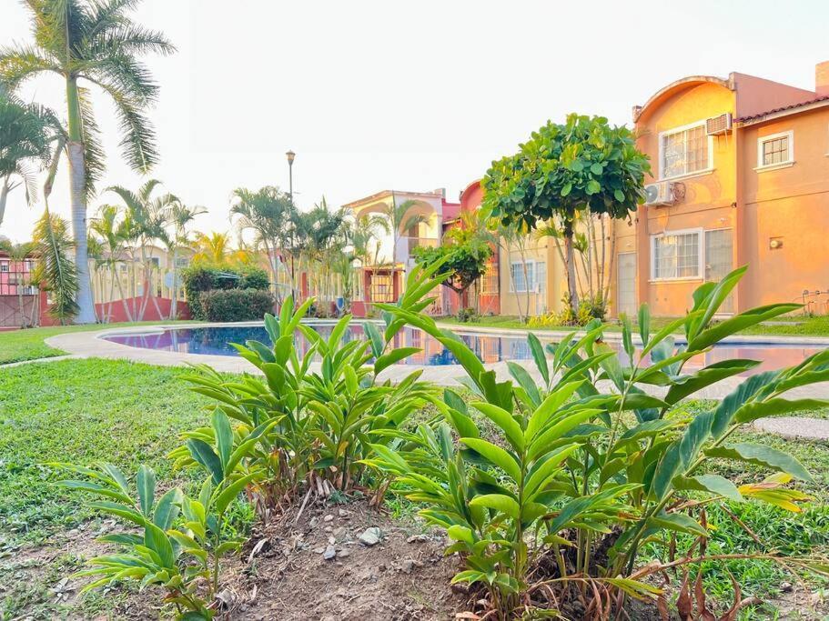 Appartement Casa Con Alberca A 8 Min De Playa à Ixtapa  Extérieur photo